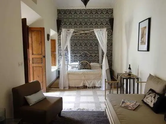Riad Bayti - Oda
