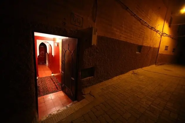 Riad Ben Saleh - Dış Mekan