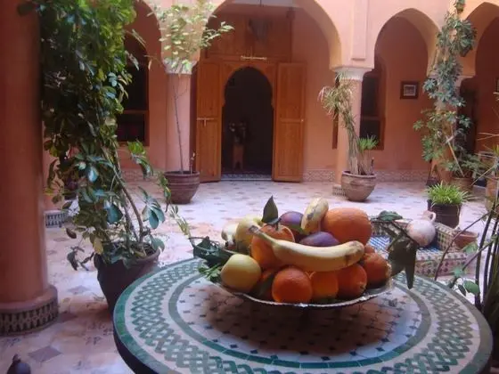 Riad BenSaid - Yerinde Yemek
