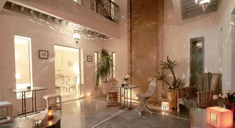Riad Dar More - Genel