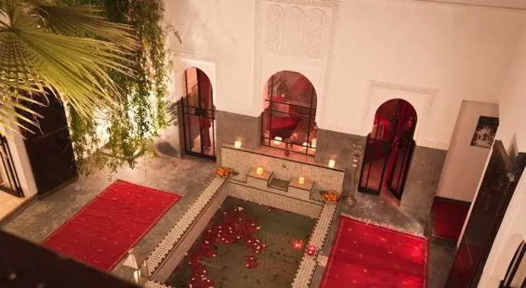 Riad Des Eaux Et Des Epices