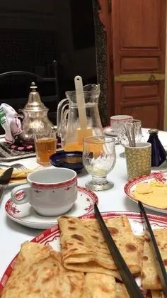 Riad Dezayn - Yerinde Yemek