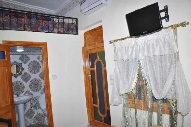 Riad Drissia - Oda