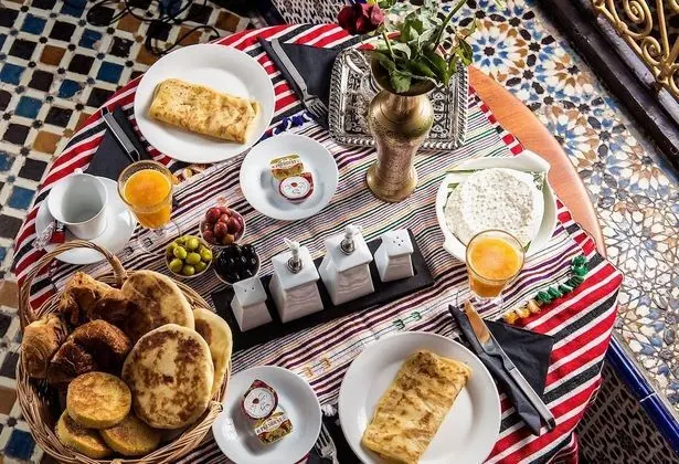 Riad El Manantial - Yerinde Yemek