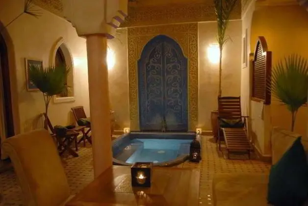 Riad Jonan - Havuz