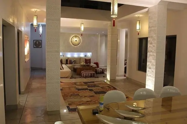 Riad La Sarrazine - Lobi