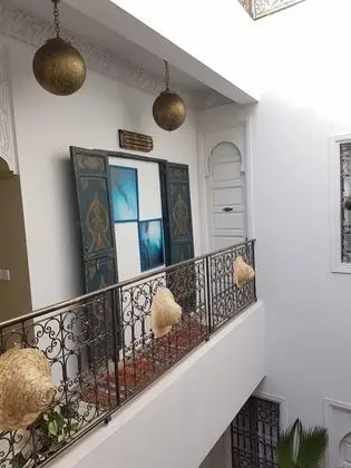 Riad Laly - Öne Çıkan Resim