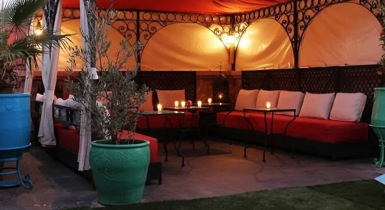 Riad L'Escale De Marrakech - Manzara / Peyzaj