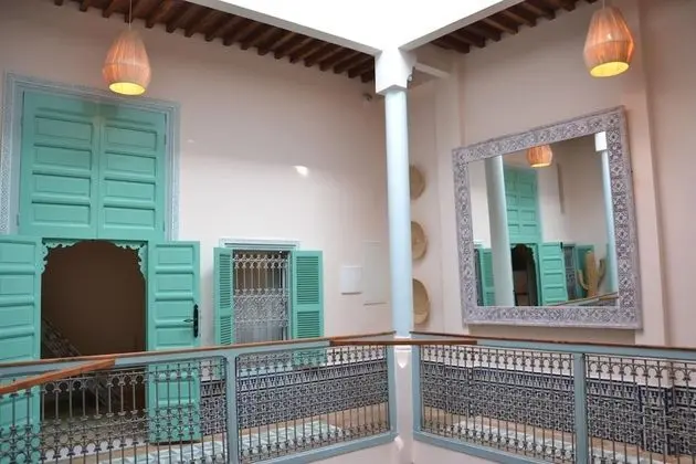 Riad Louane - Oda Düzeni