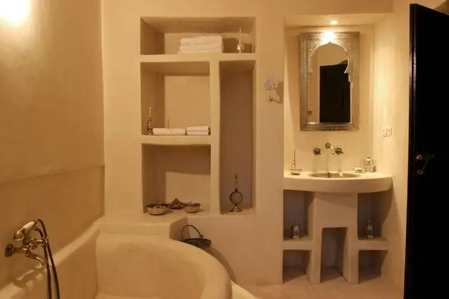 Riad Mamass - Banyo Tipleri