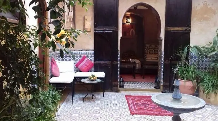 Riad Mon Grigri - Öne Çıkan Resim