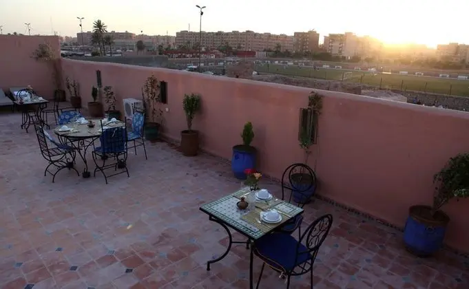 Riad Mounir - Manzara / Peyzaj