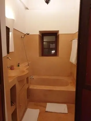 Riad Neela - Banyo Tipleri