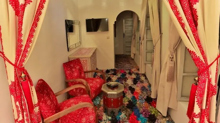 Riad Ramz - Oda Düzeni