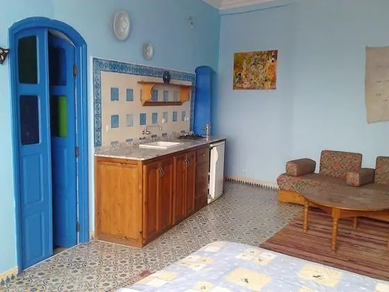 Riad Sofia Tahraouia - Öne Çıkan Resim