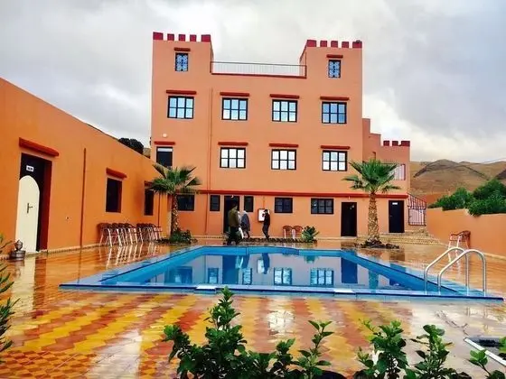 Riad Taliouine Safran - Havuz
