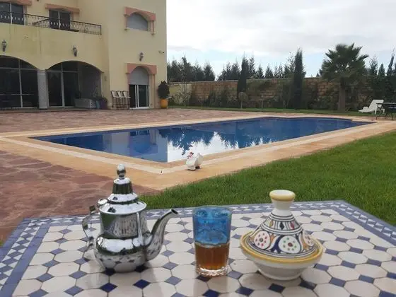 Riad Tanjil - 1