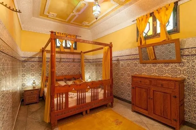 Riad Tasneem - Oda