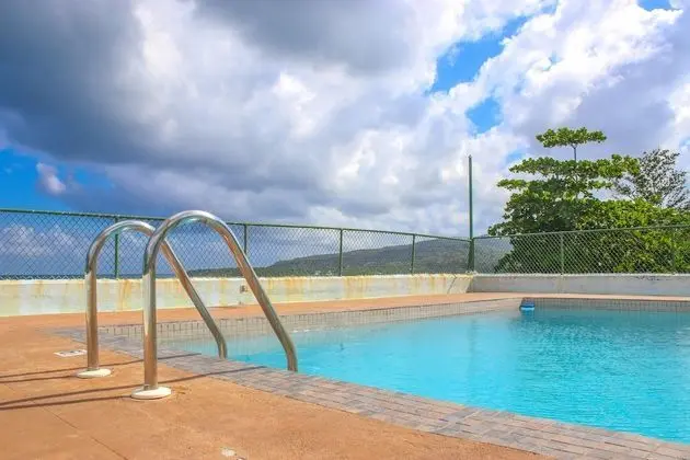 Rica Vista Beach Cottages - Havuz