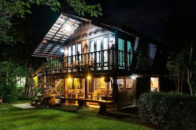 Rice Barn and Rooms