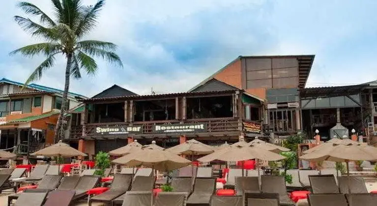 Rich Resort Beachside Hotel