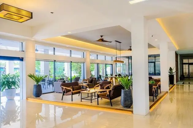 The Rich Hotel Korat - Lobi