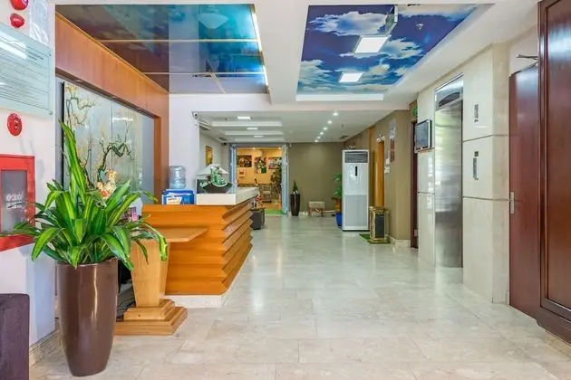 Richico Apartments And Hotel - Lobi