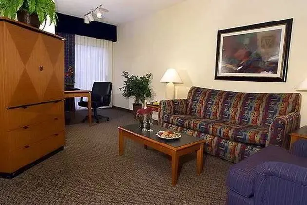 Richmond Airport Hotel