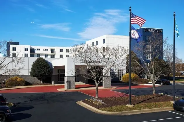 Richmond Airport Hotel - Dış Mekan