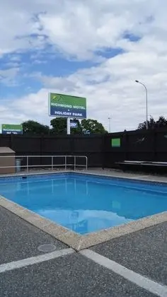 Richmond Holiday Park - Havuz