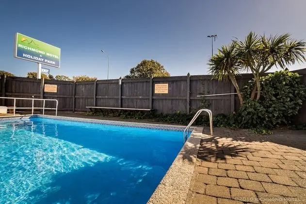 Richmond Motel & Holiday Park - Havuz