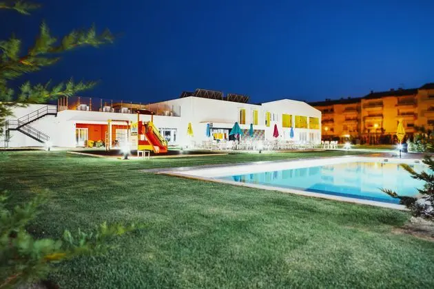 Ride Surf Resort & SPA - Genel
