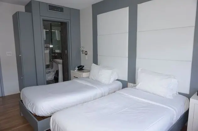 The Ridge Hotel - Oda