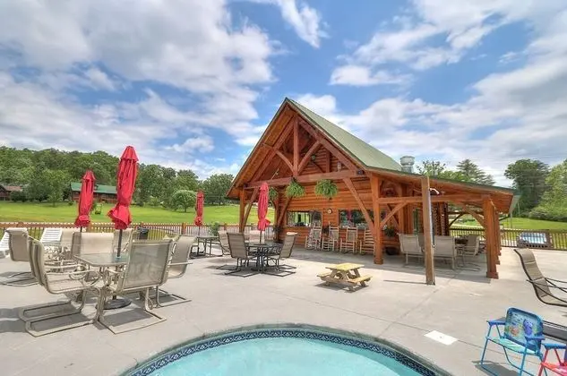 Ridgetop Theatre Lodge - Six Bedroom Cabin - Havuz