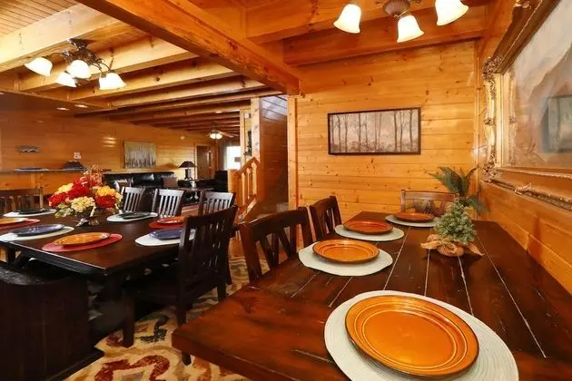 Ridgetop Theatre Lodge - Six Bedroom Cabin - Mutfak