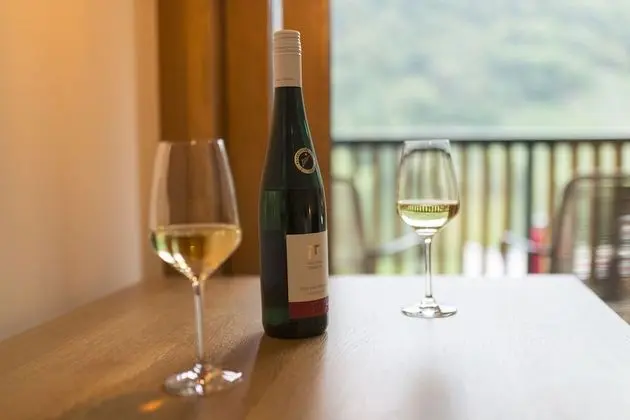 Rieslingquartier - Mosel Wein Hotel - Yerinde Yemek