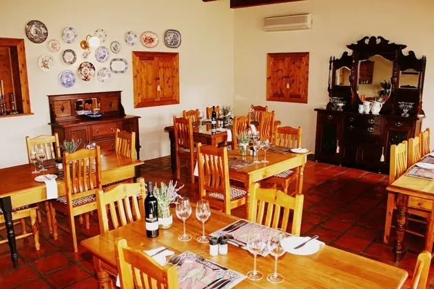 Rietfontein Ostrich Palace - Yerinde Yemek