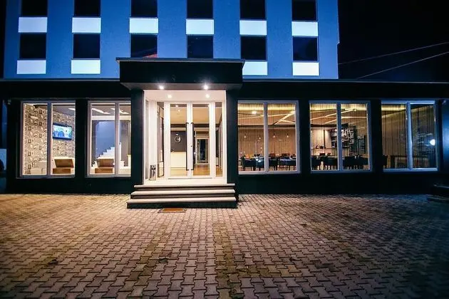 Hotel Rikuest - Dış Mekan