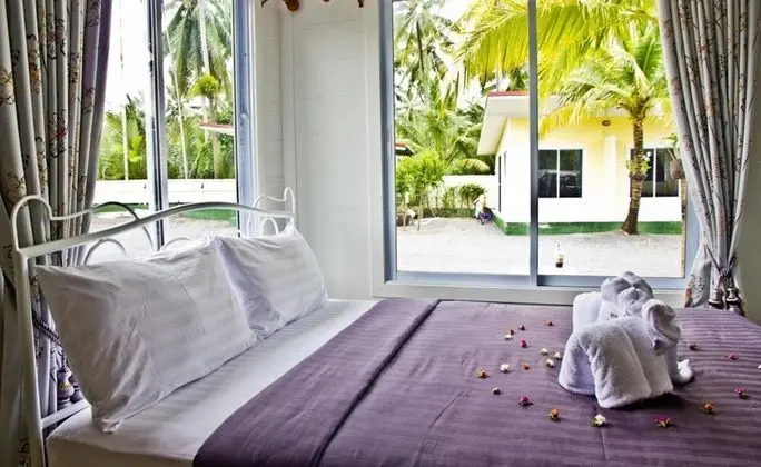 Rim Nam Lomyen Resort - Oda