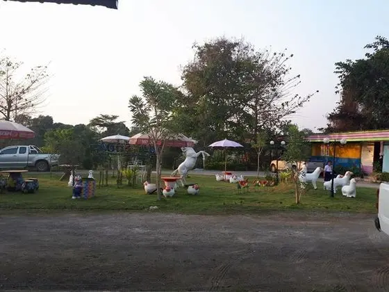 Rimnam Tanaporn Resort