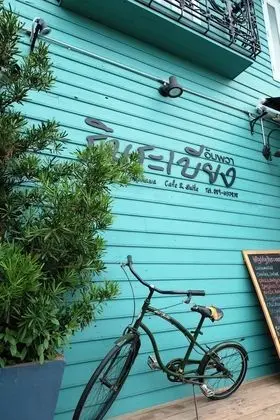 Rimrabeang Amphawa Cafe and Suite - Dış Mekan