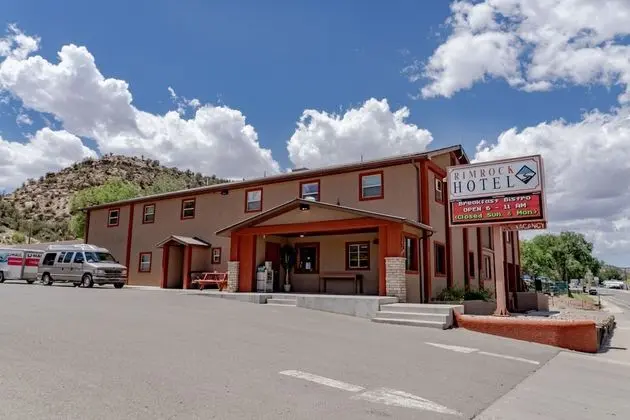 Rimrock Hotel