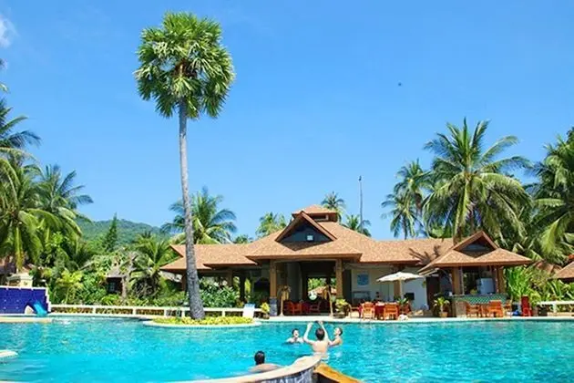 Rin Beach Resort - Havuz