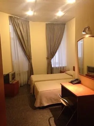 Rinaldi at Nevsky Prospect 105