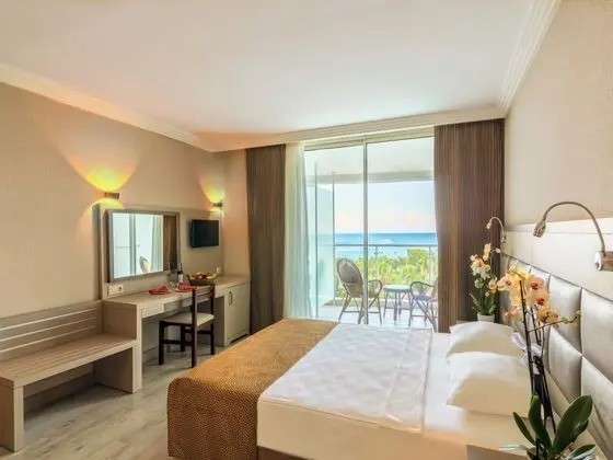 Ring Beach Hotel