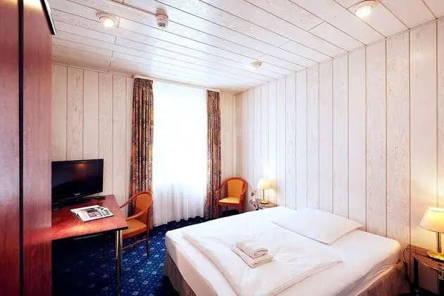 Ring Hotel - Oda