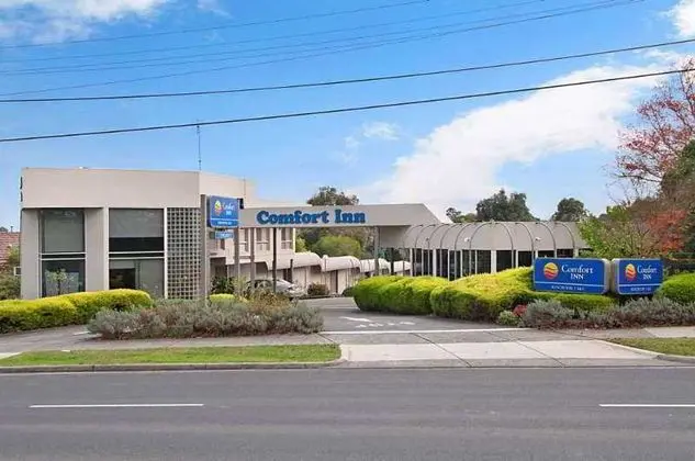 Ringwood Lake Inn