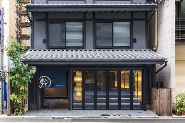 Rinn Sanjo Takakura