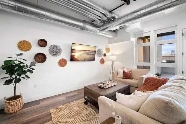 Rino Art Lofts - Stunning Colorful Modern Design - Oda Düzeni