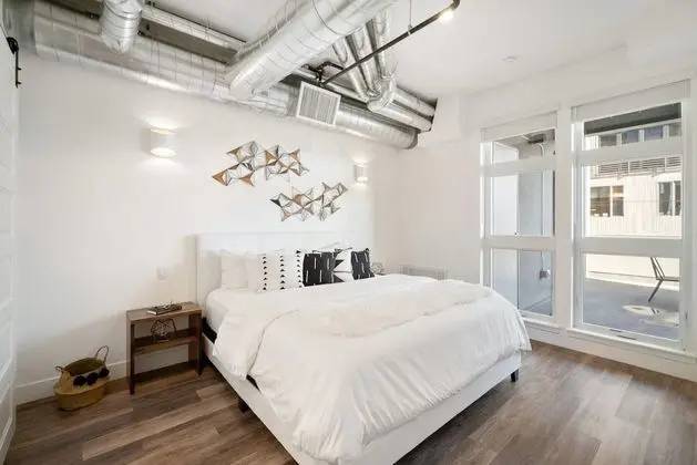 Rino Art Lofts - Urban Cowboy Loft with Skyline Views - Oda